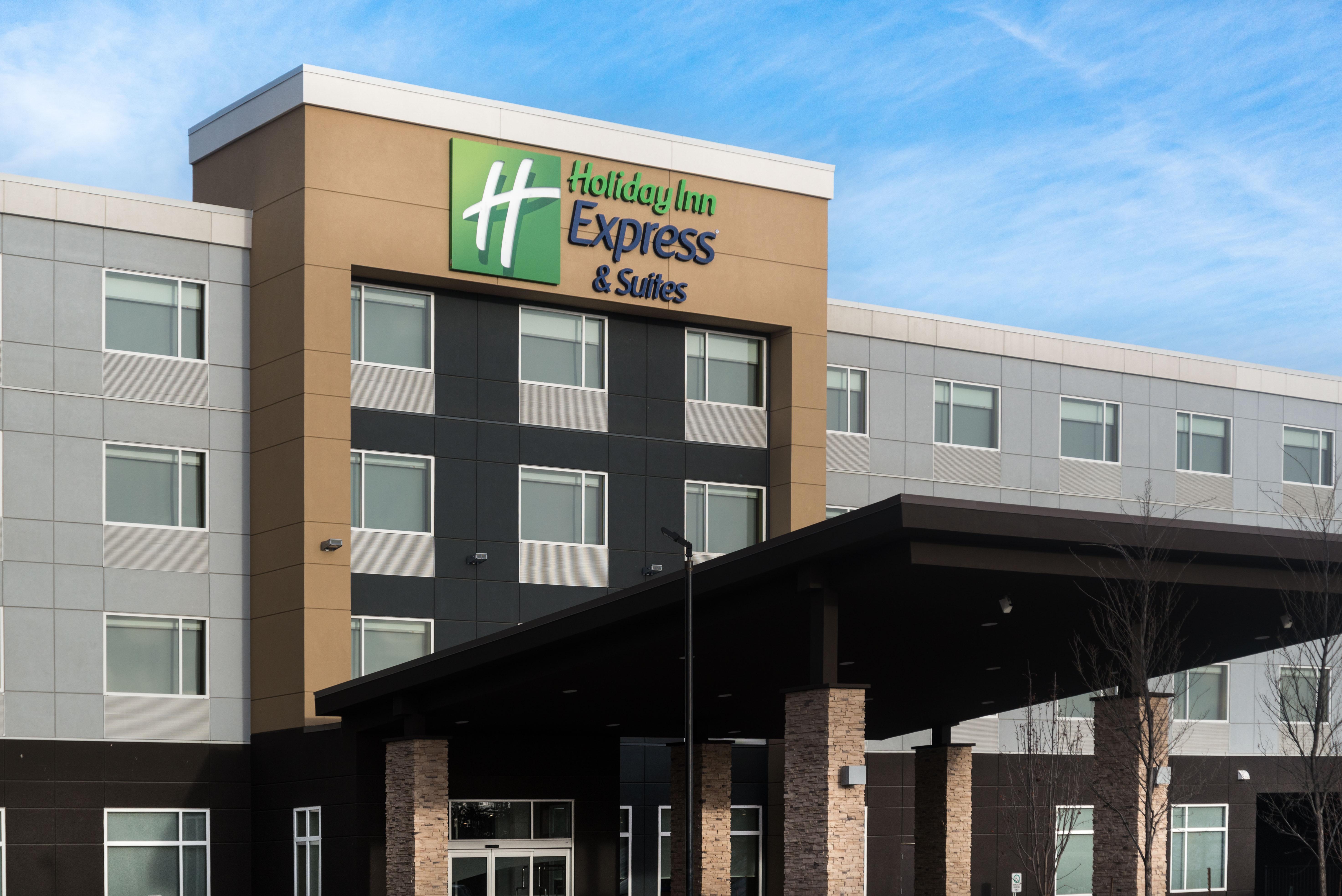 Holiday Inn Express & Suites - West Edmonton-Mall Area By Ihg Exterior foto